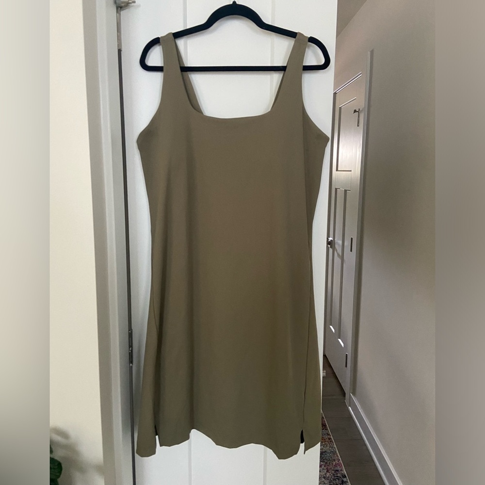 NWOT Old Navy Active Dress XL Tall with Shorts